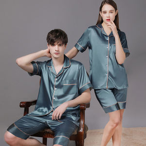 Traje de dormir para mujeres y hombres, pantalones cortos de verano, conjuntos de pijama de satén de seda, conjunto de pijamas a juego para parejas - Product Image 1