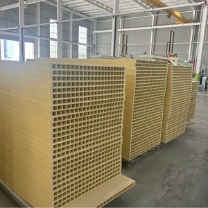 ประตูแผ่นพลาสติกกันน้ำสำเร็จรูปสำหรับใช้งานภายนอกคลังสินค้า - Product Image 3