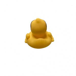 Juguete de Baño para Niños con Logotipo Personalizado al por Mayor, Pato Amarillo Pequeño Flotante de Plástico PVC, para Regalo Promocional - Product Image 3