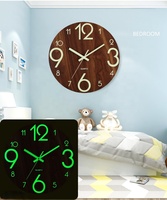 Horloge murale ronde en bois au design simple, mouvement silencieux à quartz lumineux, fonction phosphorescente pour la décoration de la maison, du bureau ou de la cabane