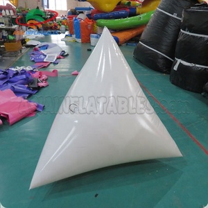 Bouée <span class=keywords><strong>de</strong></span> triathlon gonflable grande taille, marqueur triangulaire gonflable, pyramide jaune pour événement aquatique - Product Image 4