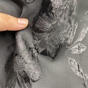 2021新设计中国纺织品供应商100% 聚酯时尚花艺编织提花锦织面料 - Product Image 2