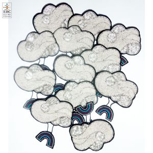 OEM corazón rojo de alambre de oro hecho a mano de venta al por mayor de alta moda prendas de vestir lingotes parches broche Pin hombres y mujeres prendas de vestir - Product Image 4