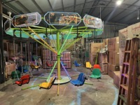 Manège Rotatif Haut de Gamme pour Enfants, Thème Ange Volant, en Acier Galvanisé, pour Intérieur et Extérieur, Idéal pour la Maison et les Centres Commerciaux