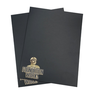 Carpeta de archivos de papel <span class=keywords><strong>A4</strong></span> de presentación de papel de tarjeta negra de impresión personalizada de doble cara con ranura para tarjeta de visita - Product Image 3