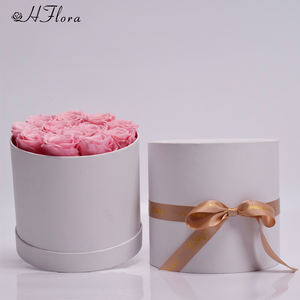 HFlora Vente en gros de belles roses roses bon marché de 5 à 6 cm, vraies roses, cadeau pour la Saint-Valentin, Noël, la remise des diplômes, l'anniversaire, <span class=keywords><strong>boîte</strong></span> finie - Product Image 2