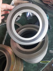 <span class=keywords><strong>SPW</strong></span>スパイラル巻きガスケットシーリングワッシャーグラファイトリング断熱ガスケット - Product Image 4