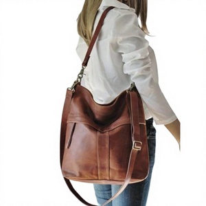 High Quality Genuine Leather Zipper Soft Waterproof Eco Friendly Heavy Weight Fashionable Girls Clutch Handbags <b>Long</b> Strap - Product Image 3