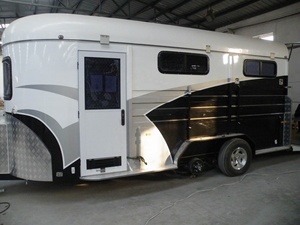 Remorque de camping pour 3 chevaux de luxe, remorques pour chevaux légères, imperméables et modernes - Product Image 5