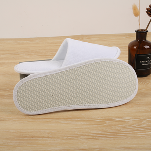 Chaussons de <span class=keywords><strong>spa</strong></span> en molleton de corail jetables de luxe personnalisés avec logo personnalisé Équipements de voyage pour les clients de l'hôtel et du <span class=keywords><strong>spa</strong></span> - Product Image 3