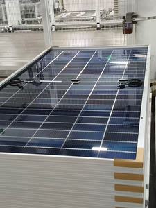 Módulo Solar de Doble Vidrio de 630 Vatios, Alta Fiabilidad, Bifacial, PV con 23.2% de Eficiencia, Garantía de 30 Años para Uso Comercial - Product Image 3