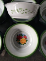 Vasque décorative en émail en promotion Lavabo sur pied en céramique avec revêtement émaillé et motif floral