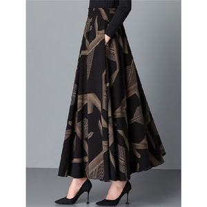 Nouvelle jupe longue coréenne taille haute épaissie pour l'automne et l'hiver, avec couleurs polyvalentes et grande ampleur - Product Image 5