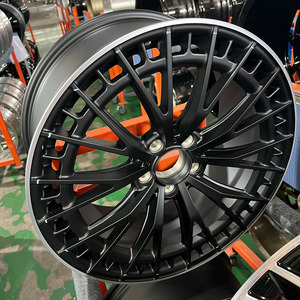 17 18 19 20 21 22 23 24 pouces roues de voiture de tourisme adaptées pour Mercedes Benz classe C classe <span class=keywords><strong>E</strong></span> classe S <span class=keywords><strong>Amg</strong></span> G63 G500 G550 jantes 20 pouces - Product Image 5