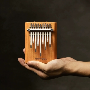 Mini Kalimba al por mayor, piano de pulgar de madera maciza de 9 teclas, piano de bolsillo para dedos - Product Image 1