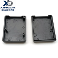 Boîtier électronique rectangulaire noir en plastique ABS moulé par injection avec rainures pour module de circuit de contrôle industriel