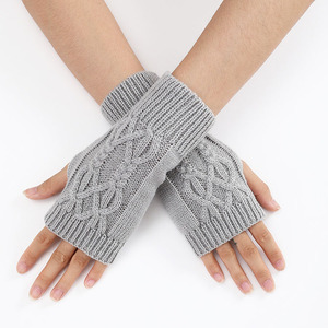 <span class=keywords><strong>Gants</strong></span> sans doigts tricotés d'<span class=keywords><strong>hiver</strong></span> <span class=keywords><strong>pour</strong></span> femmes Long trou de pouce Style Jacquard manchettes en acrylique personnalisation en gros <span class=keywords><strong>pour</strong></span> - Product Image 6