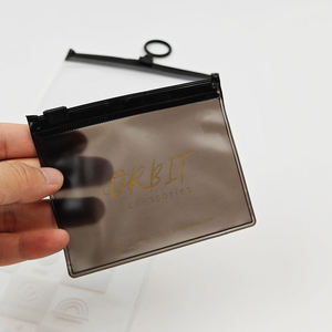 Bolsa con Cierre Transparente de PVC Reciclable de 30x40CM, Personalizable con Estampado en Caliente, para Empaque de Ropa, Reutilizable, con Logotipo INFFY, Venta al Por Mayor - Product Image 2