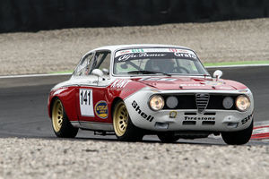 Aleación de aluminio de diseño retro 17x9j pulgadas coche plateado 4x98 llanta Cb 58,1 5x98 ruedas forjadas para <span class=keywords><strong>Alfa</strong></span> <span class=keywords><strong>Romeo</strong></span> Gtv6 <span class=keywords><strong>Giulia</strong></span> 006 <span class=keywords><strong>Gtam</strong></span> 1972 - Product Image 5