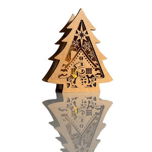 2025 Kerst Feestelijke Sfeer 3d Boom Lantaarn Houten Kandelaar Bureaublad Verlichting Voor Huisdecoratie Ornamenten - Product Image 4