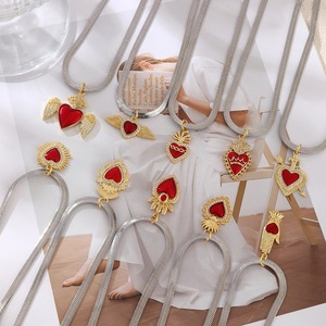 สร้อยคอจี้รูปหัวใจศักดิ์สิทธิ์ของพระเยซู LS-D995 ประดับด้วยลูกปัดทองแดงและโซ่เงิน สร้อยคอหรูหราสำหรับผู้หญิง - Product Image 2