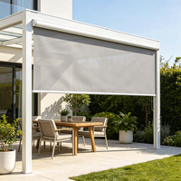 Persianas enrollables motorizadas horizontales modernas de fábrica, a prueba de viento, para exteriores, personalizadas con sistema ZIP para patio y balcón.