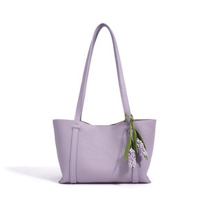 Bolso Tote Jacinto de la Serie Primavera Temprana con Cadenas, Bolso Casual de Hombro Único para Mujer, Uso Diario - Product Image 5