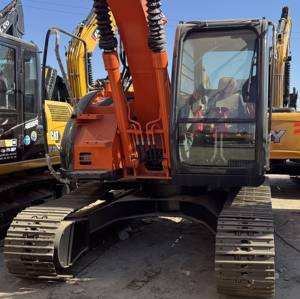 Excavatrice sur chenilles hydraulique Hitachi ZX135US 130 120 d'occasion, bonnes performances, 13,5 tonnes, moteur japonais, faible nombre d'heures de travail, EPA CE - Product Image 3