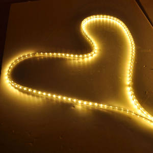 แถบไฟ LED แบบยืดหยุ่นได้5โวลต์สีขาว/ขาวควบคุมด้วยรีโมทคอนโทรลอินฟราเรดสีขาวอบอุ่น2835แสง RGB 5เมตรกล่องแบตเตอรี่หลอดไฟแถบไฟ LED IP54 - Product Image 5