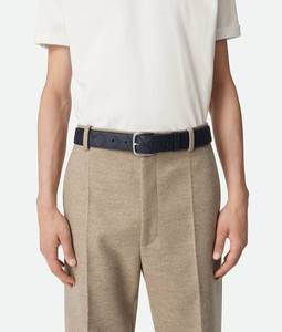 นาฬิกาข้อมือผู้ชาย Bottega BV รุ่นหรู สายหนังแท้ หัวเข็มขัดสีเงิน ดีไซน์ Veneta ความยาว 2 ซม. - Product Image 3