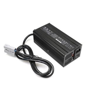 Cargador de Batería de Alta Potencia 24V-72V 6A-20A 600W para Scooter, Motocicleta, Triciclo Citcoco, Litio y Plomo-Ácido - Product Image 3