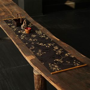 Camino de Mesa de Seda de Bambú con Diseño de Flor de Ciruelo, 30x180cm, Estilo Chino Tradicional, Decoración Rectangular Negra para Salón de Té o Comedor - Product Image 1