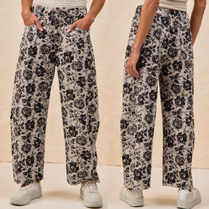<span class=keywords><strong>Pantaloni</strong></span> larghi con stampa floreale da donna - Product Image 1