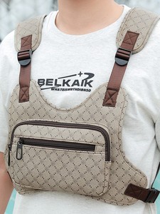 Sac de poitrine tactique tendance en cuir PU pour homme, gilet streetwear, sac banane hip-hop, harnais utilitaire, imperméable et léger - Product Image 4