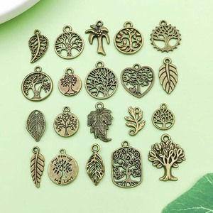 Colgante Árbol de la Vida de Aleación de Zinc, Tamaño Mediano, Accesorios de Joyería DIY para Hacer Pulseras y Collares con Diseños de Hojas y Corazones - Product Image 1