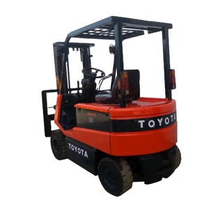 Montacargas Toyota Modelo 30, 3t, Motor Diésel Eléctrico, Capacidad de 4300 kg, Elevador de Transferencia - Product Image 1