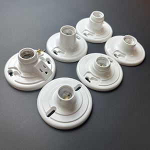 Portalámparas de Rosca E26 de Baquelita de Alta Calidad Certificado por <span class=keywords><strong>Aota</strong></span>, 250V, con 1 Año de Garantía y Características de Seguridad - Product Image 1