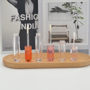 Tubos Vacíos de Brillo Labial de Lujo de 6 ml en Oro Rosa, Forma Cilíndrica Única, Envase Transparente para Cosméticos con Aplicador - Product Image 5