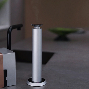 Kualitas baik aluminium Aloi USB isi ulang wewangian <span class=keywords><strong>Nebulizer</strong></span> Desktop penyebar Aroma minyak esensial untuk penggunaan rumah - Product Image 1