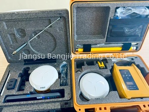 Nouvel instrument de topographie visuelle 1408 canaux Hi-target V300/V500 GNSS RTK avec GPS RTK léger - Product Image 3