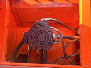 Excavadora Usada Doosan DX300 Modelo 2024, Estructura Duradera, Motor Confiable, Caja de Cambios, Bomba, Peso Operativo de 30 Toneladas - Product Image 6