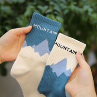 Chaussettes asymétriques colorées, chaussettes en coton pour couple, style original