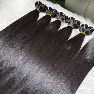 Paquetes rectos súper ondulados de cabello virgen indio alineado con cutícula de los mayoristas de Vietnam, paquetes de rizos italianos profundos sueltos, naturales crudos - Product Image 1