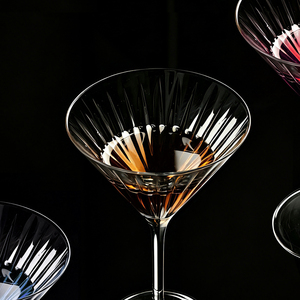 <span class=keywords><strong>Verre</strong></span> à Martini Vintage Côtelé Sans Plomb 310ml (10.5oz) – Coupes à Cocktail à Long Pied à Rayures Verticales - Product Image 5
