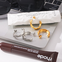 Pendientes de tuerca en forma de C con circonitas de estrella, luna y sol, de acero inoxidable pulido antideslustre, a la moda, para mujer