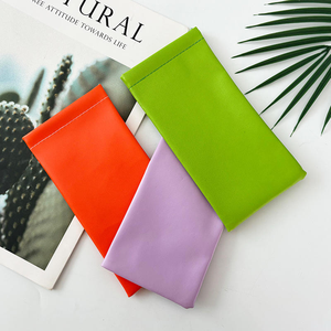 נרתיק משקפי שמש ממיקרופייבר עם לוגו בהתאמה אישית, נרתיק רך לאחסון משקפיים - Product Image 2