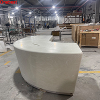 Table de bureau réglable en Corian de forme incurvée pour le personnel de la chambre exécutive