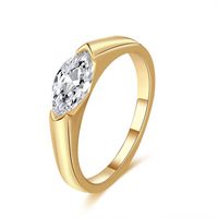 Vente en gros Bague de couple en argent sterling 925 Bijoux fins Bague de fiançailles en diamant Moissanite oeil de cheval 1carat pour femme