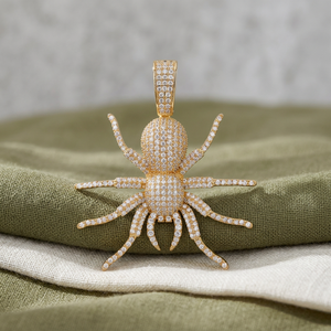 Pendentif Araignée en Argent Moissanite Glacée, Bijou Hip Hop de Luxe Bling-Bling, Accessoire de Mode Audacieux pour Événements Habillés et Soirées - Product Image 4
