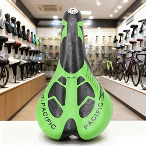 Sillín de <span class=keywords><strong>bicicleta</strong></span> profesional de alta calidad, <span class=keywords><strong>asiento</strong></span> de masaje suave de cuero negro y Gel para carretera, montaña, MTB, <span class=keywords><strong>asiento</strong></span> de <span class=keywords><strong>bicicleta</strong></span> de alta calidad - Product Image 4